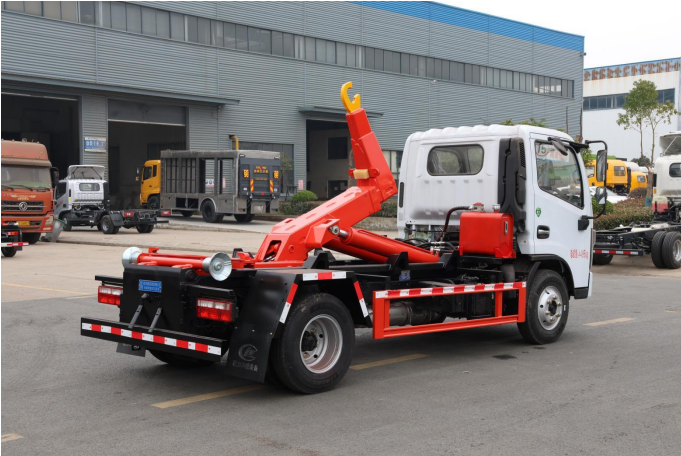 東風多利卡D6勾臂垃圾車