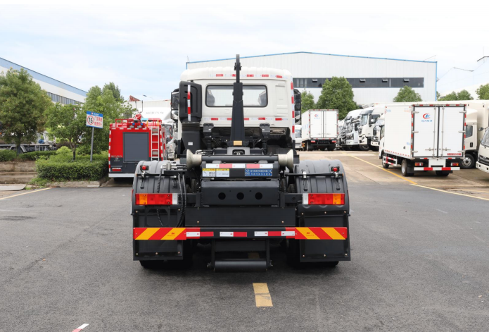 (20方)東風天龍后雙橋勾臂垃圾車